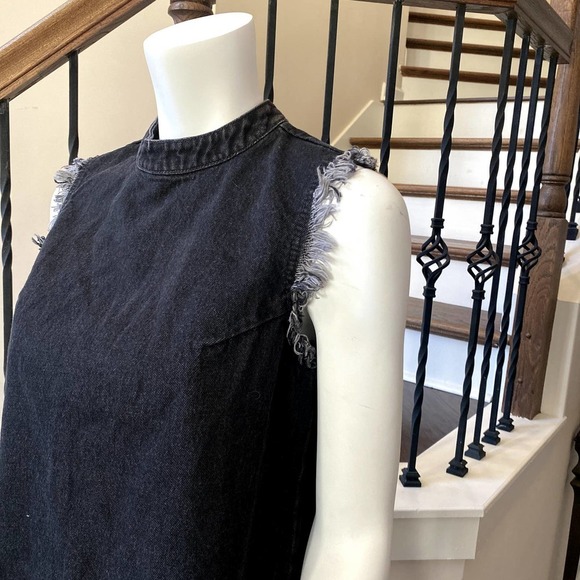 🎯FINAL SALE🎯 GAP 1969 Mock Neck Crop Top in Washed Black - N0420-5 - Picture 3 of 9